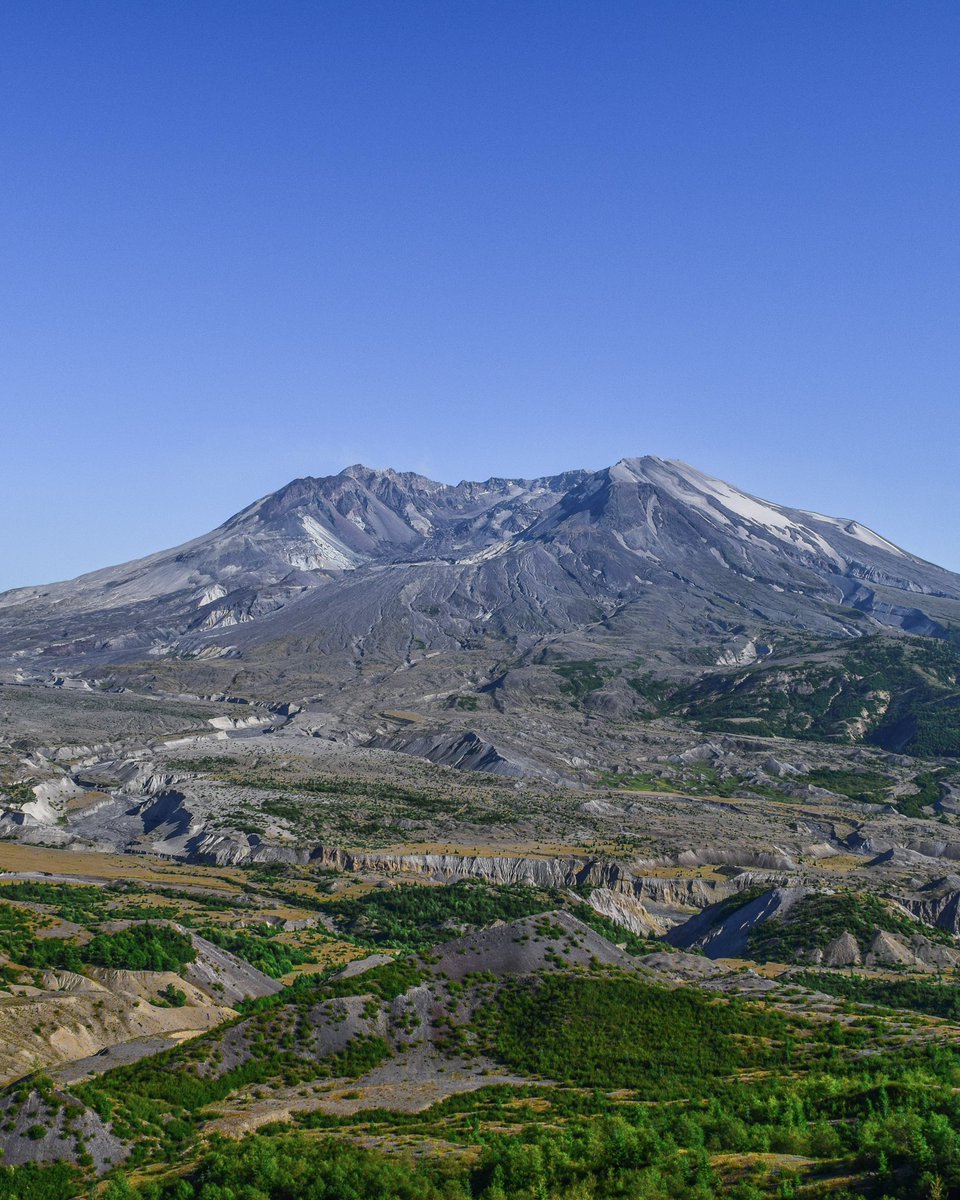 Visspix's tweet photo. 📸Mount Saint Helens⛰️ https://t.co/DmrxOolgUl
