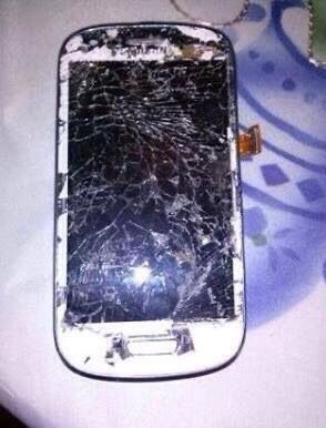 pulou em cima da cabeça de outro no roblox