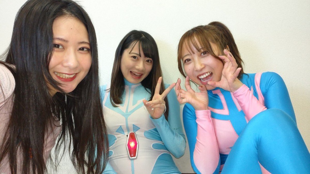 本日はマイティレディファンミーティング卒業に、たくさんの、そしていつにも増して温かいご参加ほんとうににありがとうございました！
いま、胸がいっぱいです！
引き続き、何卒よろしくお願いいたします！
今日のお写真のSNSでの取り扱いですが