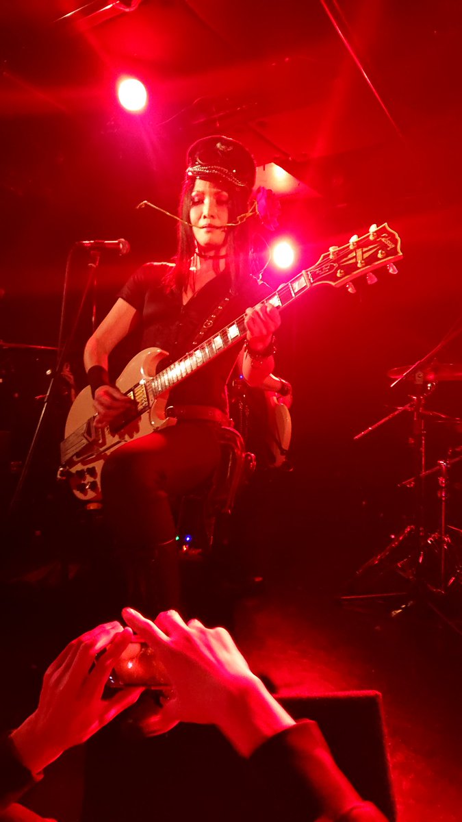 branca_163's tweet photo. 2024/12/14 (土)
新松戸FIREBIRD
パンクドランカーギグ
『関東バトルロイヤル』
#TheCALLINGS
#CxCxD
#蜥蜴-TOKAGE-
#SELFSTYLE
#JETTSETT
-DJ -
#HAMUSUKE
楽しい時間を
ありがとうございました‼️
イナさんありがとー😆 https://t.co/QHe05FbW5F