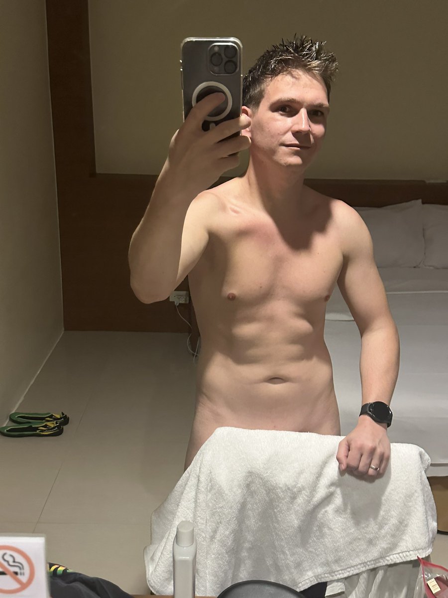 manias_bln's tweet photo. Already got a bit tanned after almost 2 Weeks in Thailand. Let’s see how much more is possible during the next Week #lgbt #gayboy #gaytravel #travelcouple #austrians #berlinboy @mani_steyr @maniasbln https://t.co/1HPkMqzsPi