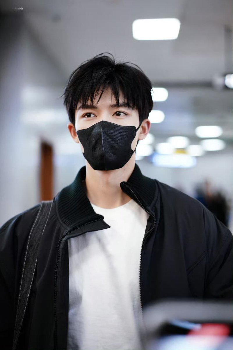 walryung's tweet photo. @jsmtjyygyjbbjb #WangXingYue https://t.co/dRmcE8Wawh
