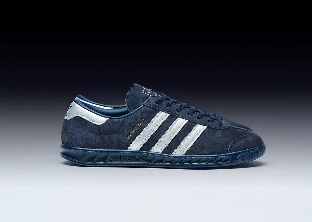 sneakerhack1's tweet photo. 12月21日発売
BILLY’S × adidas HAMBURG
（ビリーズ アディダス ハンブルグ）

https://t.co/PW9w5H0VI3
ビリーズオンライン 先行予約〜12月19日 https://t.co/M5XLAvZpkR