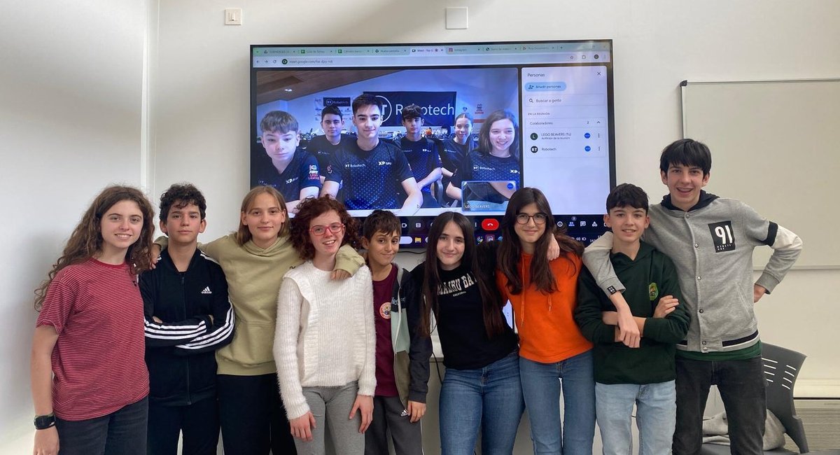 Hoy nos hemos podido conectar con nuestros amigos de <a href="/Robotech/">Robotech</a> . Hemos  compartido muchas ideas tanto de construcción como de  innovación. Ha sido muy interesante,¡gracias chicos💕! y ¡mucha suerte!🍀