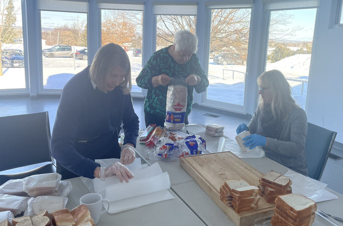 As @pastorjcrouse says “there at it again “<a href="/OttawaLutherans/">OttawaLutherans</a> “feeding the need,finding purpose and being the change” . I always enjoy the fellowship while working to do good. 150 sandwiches prepared for   <a href="/OttawaInnercity/">Ottawa Innercity Ministries</a> @eESynodELCIC