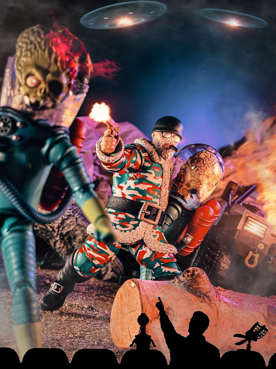 toyetic40s's tweet photo. “Santa Claus REALLY Conquers The Martians!!”

“This is an older pic but I figured now is the time!” 

#SgtSanta #FreshMonkeyFiction #NaughtyorNiceCollection #MarsAttacks #Super7 #VAMP #GIJoeClassified #MST3K #Rifftrax #ACTIONFIGURES #ActionFigurePhotography #ToyPhotography https://t.co/KvakYyL9BF