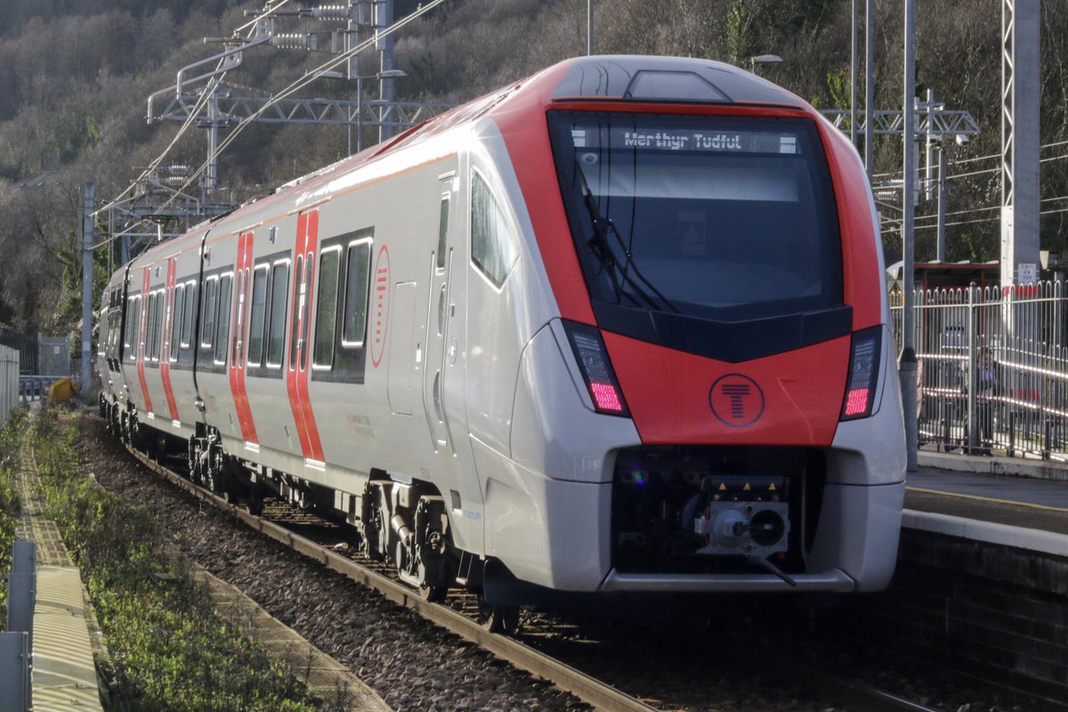 756114 on the 1A26 1108 Merthyr Tydfil to Aberdare and 1M36 1322 Aberdare to Merthyr Tydfil and 
76116 1A28 1138 Merthyr Tydfil to Aberdare at Abercynon. 

756108 also out on what’s believed to be its first visit to the line but returned to Canton early off the 3Z55 14.12.2024
