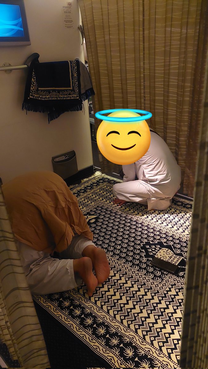 IKON1436's tweet photo. Merits of travelling with @Saudi_Airlines 
May Allah bless them 🤍 https://t.co/TTVcVZm2Pr