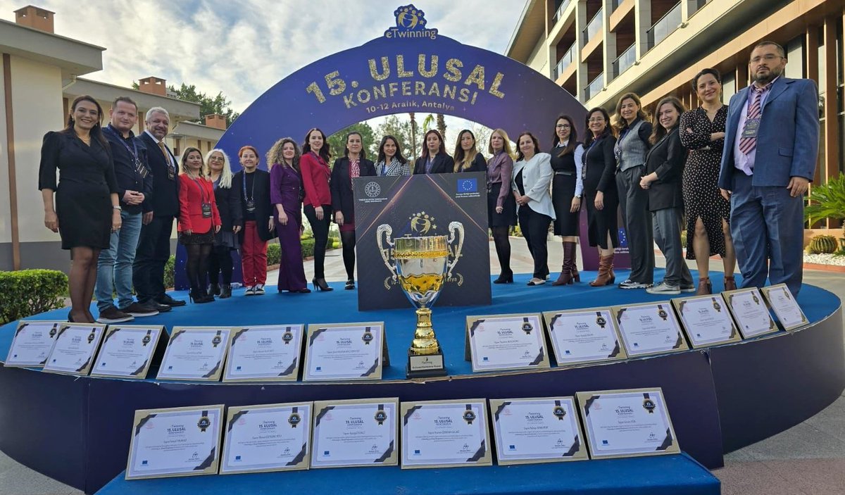 💫 eTwinning Türkiye Ulusal Destek Servisi tarafından düzenlenen "15. eTwinning Ulusal Konferansı" ilimizi temsilen başarılı eTwinning projeleri yürüten öğretmenlerimizin katılımıyla Antalya'da gerçekleştirildi.

<a href="/tcmeb/">Millî Eğitim Bakanlığı</a> <a href="/Yusuf__Tekin/">Yusuf Tekin</a> 
<a href="/MucahitYentur/">Murat Mücahit Yentür</a>