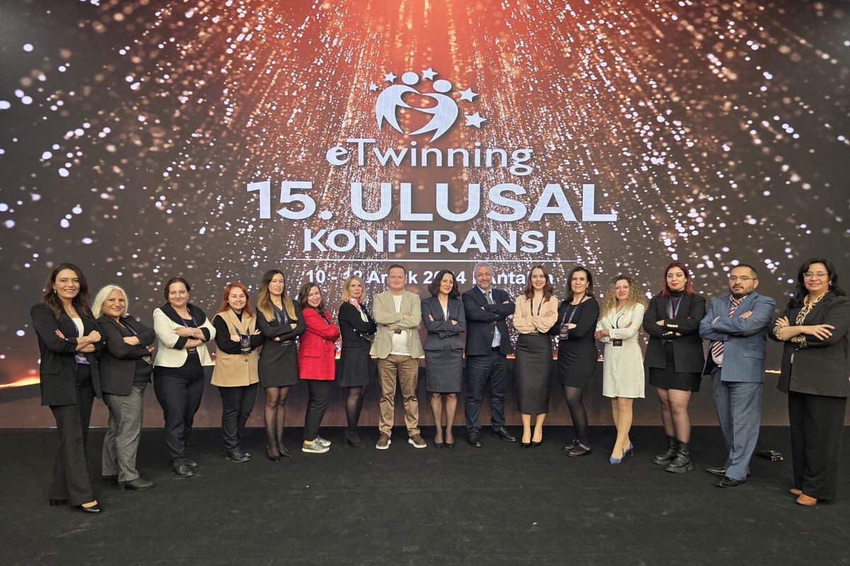 istanbulilmem's tweet photo. 💫 eTwinning Türkiye Ulusal Destek Servisi tarafından düzenlenen "15. eTwinning Ulusal Konferansı" ilimizi temsilen başarılı eTwinning projeleri yürüten öğretmenlerimizin katılımıyla Antalya'da gerçekleştirildi.

@tcmeb @Yusuf__Tekin 
@MucahitYentur https://t.co/uQlIV39SUa