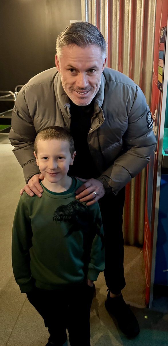Emma Mangan (@mrs_mango) on Twitter photo Gorgeous morning with An Hour For Others & a special guest surprises you ❤️
Thank you <a href="/Carra23/">Jamie Carragher</a> ⚽️ Gorgeous morning with An Hour For Others & a special guest surprises you ❤️
Thank you <a href="/Carra23/">Jamie Carragher</a> ⚽️