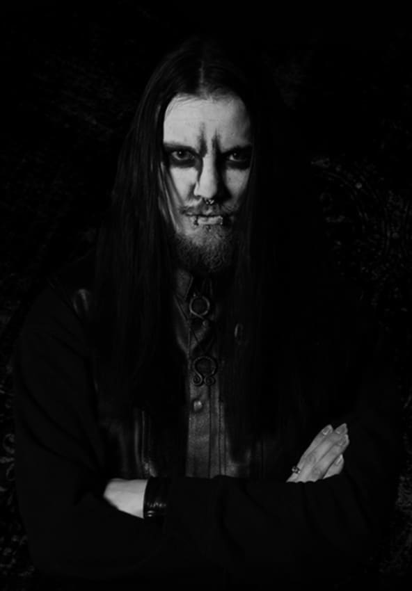 We would like to introduce our new lead vocalist, Tiamat Invictuz. He performed with us at our latest gig and was shortly thereafter asked to join Hyperion full time. Tiamat has an extremely powerful and dynamic voice and we are very pleased to have him on board!