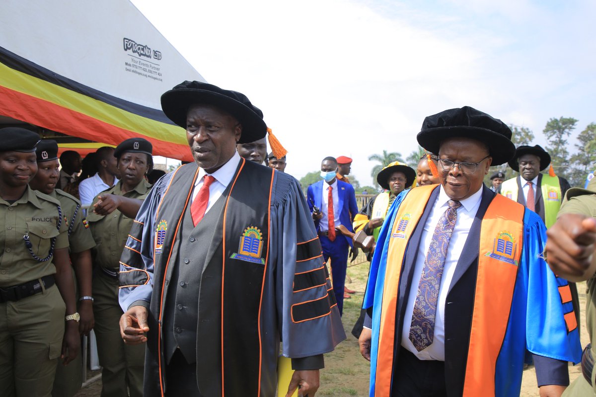 EliKatunguka's tweet photo. I am very grateful to God for having completed the four-day graduation ceremony @kyambogou successfully. A total of 11, 716  were conferred upon degrees and diplomas in different fields at the #KyU20thGrad that srated on Tuesday 10th to Friday 13th December 2024. 5, 704 were males, and 6,012 were females. I congratulate them upon the academic achievement. And as they launch into the world, I urge them to rely on God and be confident. The two combined with commitment and hard work, they will surely succeed.