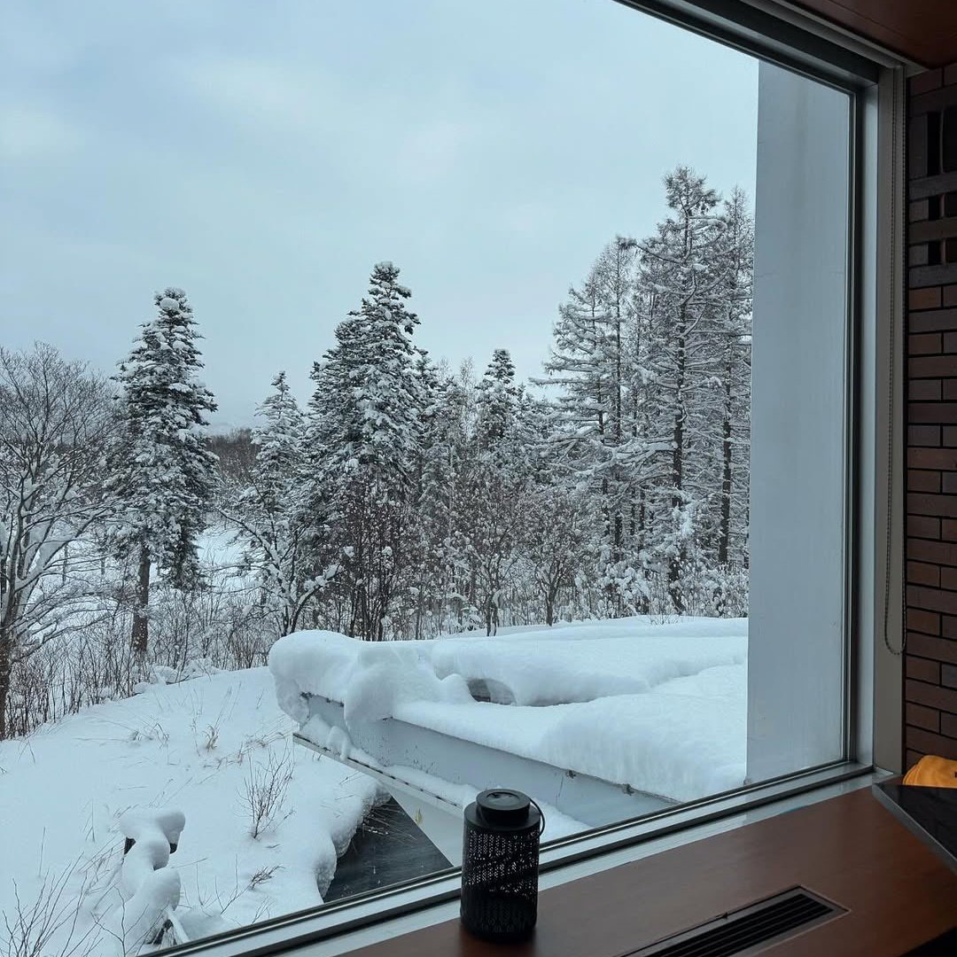 inicupaw's tweet photo. #geminifourth two tweets au
——
; Winter warm, Hokkaido 14 Dec. 
(kinda 🔞) https://t.co/w99D8H5uyu