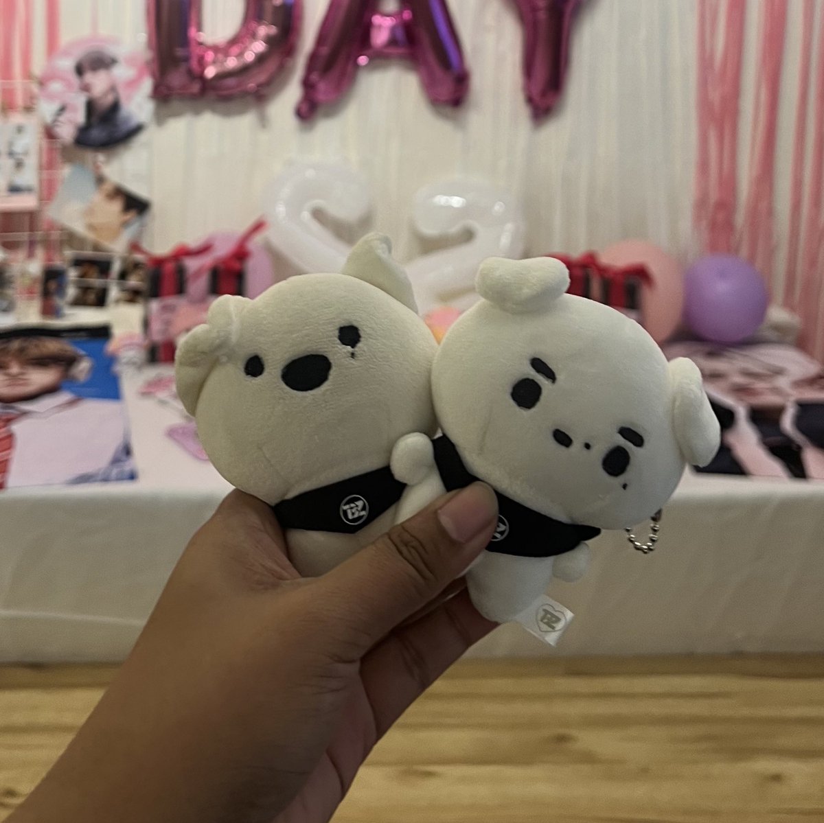 ｡ﾟﾟ･｡･ﾟﾟ｡                      ｡ﾟﾟ･｡･ﾟﾟ｡ 
ﾟ。heart so full of eric today  ｡˚   
　ﾟ･｡･                                ･ ｡･ﾟ

— [ <a href="/Good12S2Day/">12S2Day 🩷</a> ]  ⋆˙⟡♡