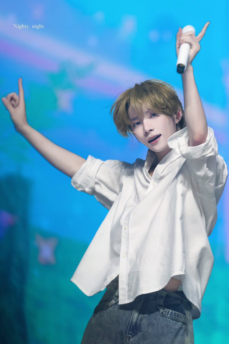 13amtori_txt's tweet photo. 낼기 범규 사랑해🩵🤍 https://t.co/OdLEySfpTb
