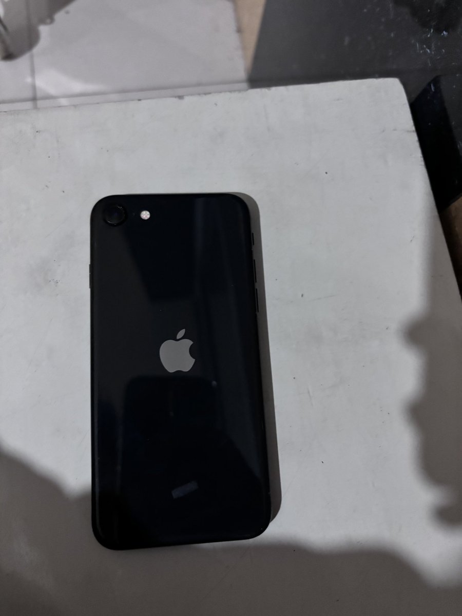 absoIutis's tweet photo. wts iphone dijual iphone  #zonauang #zonaba

wts iphone SE 2 / 2020 Ex IBox

fingerprint ✅ truetone ✅ 
semua fungsi normal, belum pernah service atau ganti
lecet pemakaian 
bh 72 %
kelengkapan hp + charger tanpa dus
negotiable https://t.co/kc8Y32qGN1