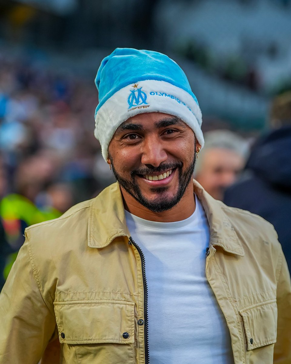OM_Officiel's tweet photo. 𝐃𝐞 𝐩𝐚𝐬𝐬𝐚𝐠𝐞 𝐚̀ 𝐥𝐚 𝐦𝐚𝐢𝐬𝐨𝐧 🎅💙
👋 @dimpayet17 
#OMLOSC https://t.co/IES0Ae6ais