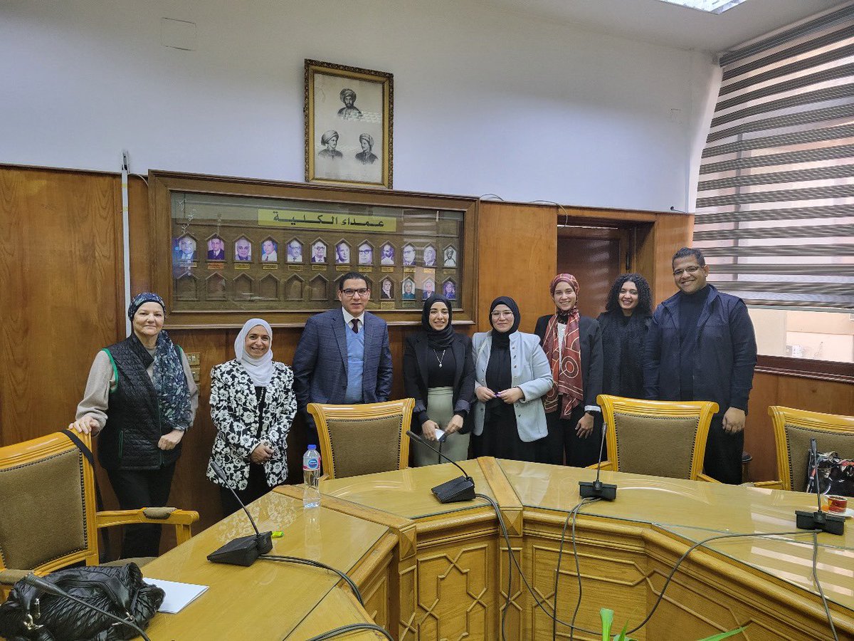 JElbousty's tweet photo. I had the pleasure of leading a workshop on literary translation and delivering a lecture on Mohamed Choukri at Ain Shams University. I enjoyed the insightful conversations with faculty members and students. I’m grateful to Fadwa Kamal AbdelRahman for the kind invitation. https://t.co/Kp9UTVJx27