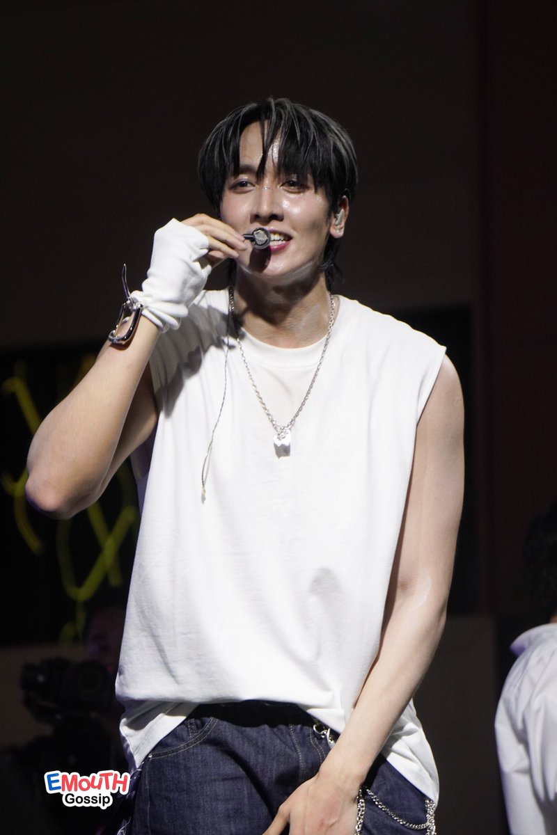 aoikotori's tweet photo. ขอบคุณผู้จัด SMF24 ที่ทำให้งานนี้เป็นคืนที่เต็มไปด้วยความสุขและความสามารถของพีค ขอให้พีคได้ถูกค้นพบเพิ่มขึ้นในทุกๆวัน

PEAK AT SMF24 #SMF24xKongthappeak https://t.co/uctuBWk1Ge
