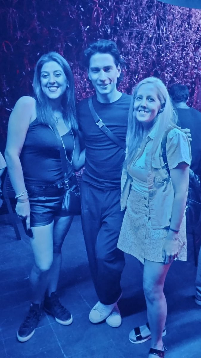 valevrey's tweet photo. Ya hace una semana de estos 2 días. Los más emocionantes de mi vida. Valió la pena el viaje tan largo por todo lo vivido. Gracias nuevamente Enzo por regalarme esos momentos. Tambien a Feli y Cami, hermosas personas! Los espero en Cordoba la proxima @Nousotwiterrrrr https://t.co/75esjesu9r