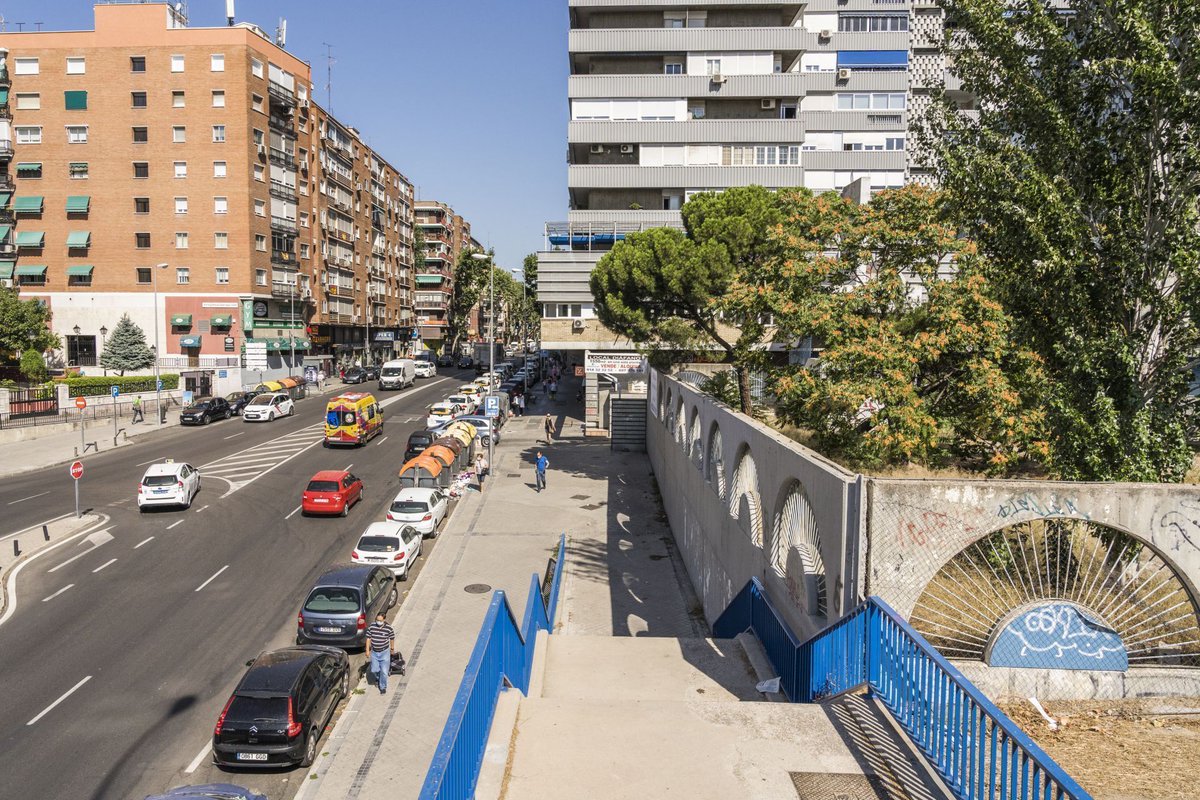 JMDCarabanchel's tweet photo. 📢¿Quieres que el barrio de Comillas sea #ZonaSER?
📌Se tendrán en cuenta los votos emitidos por los mayores de 16 años empadronados en el barrio afectado
✅Tiene como objetivo promover la movilidad sostenible
🗓Hasta el 23 de diciembre
👉https://t.co/mNqvGiWOtT https://t.co/Nd6Myf6kZi