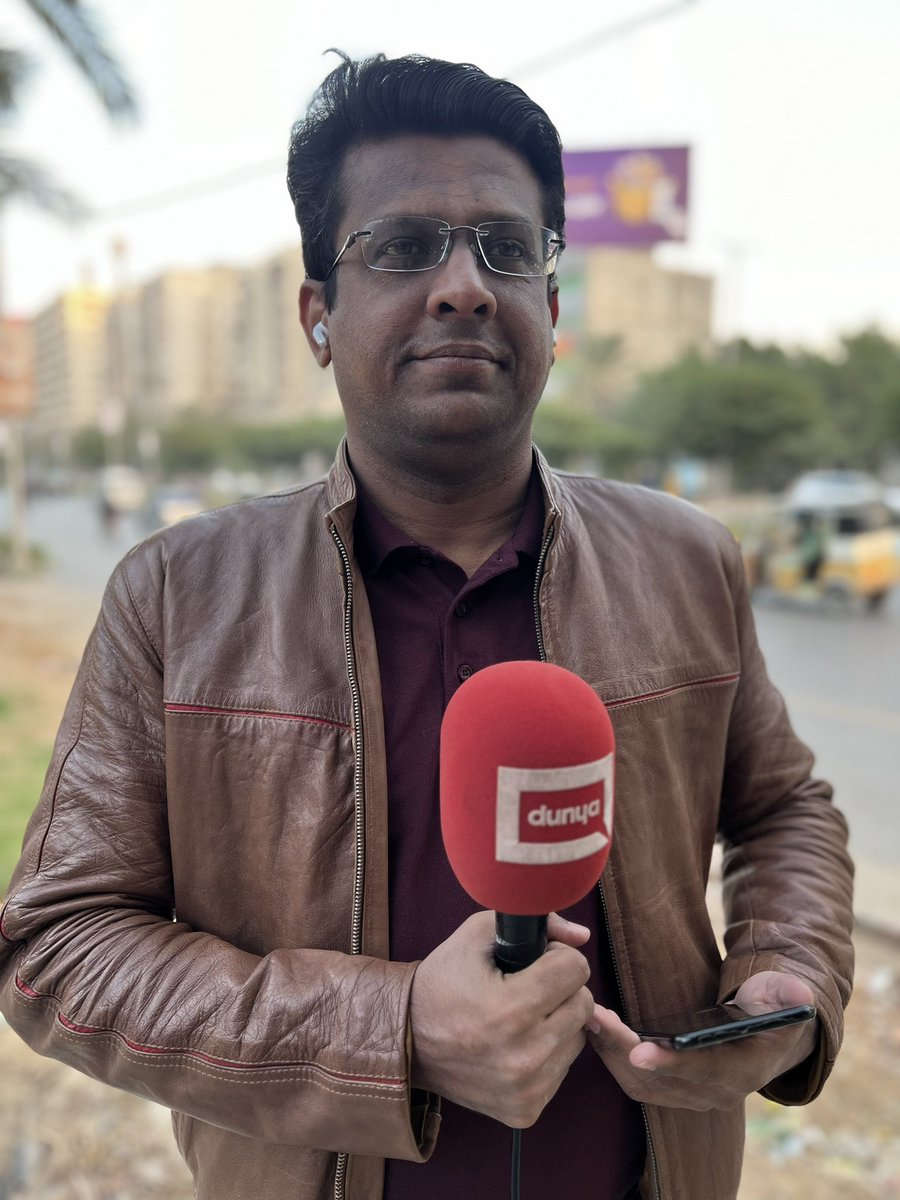 Hafeezreporter's tweet photo. #livehit
#karachi https://t.co/Gn1t0sCriX
