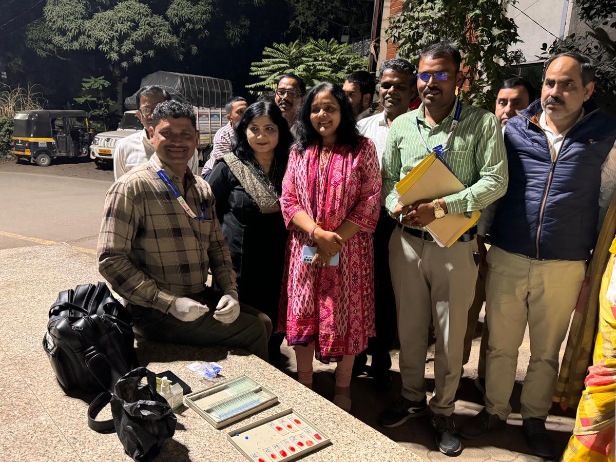 PanvelCorp's tweet photo. महापालिका कार्यक्षेत्रातील हत्तीरोग दूरीकरणासाठीच्या सार्वत्रिक औषधोपचार मोहीमेला केंद्रीय पथकाची

#PanvelMunicipalCorporation #Panvel 
#हत्तीरोग #medicine #doctor #HelthDepartment 
#healthylifestyle #health https://t.co/Ag68F6brUR