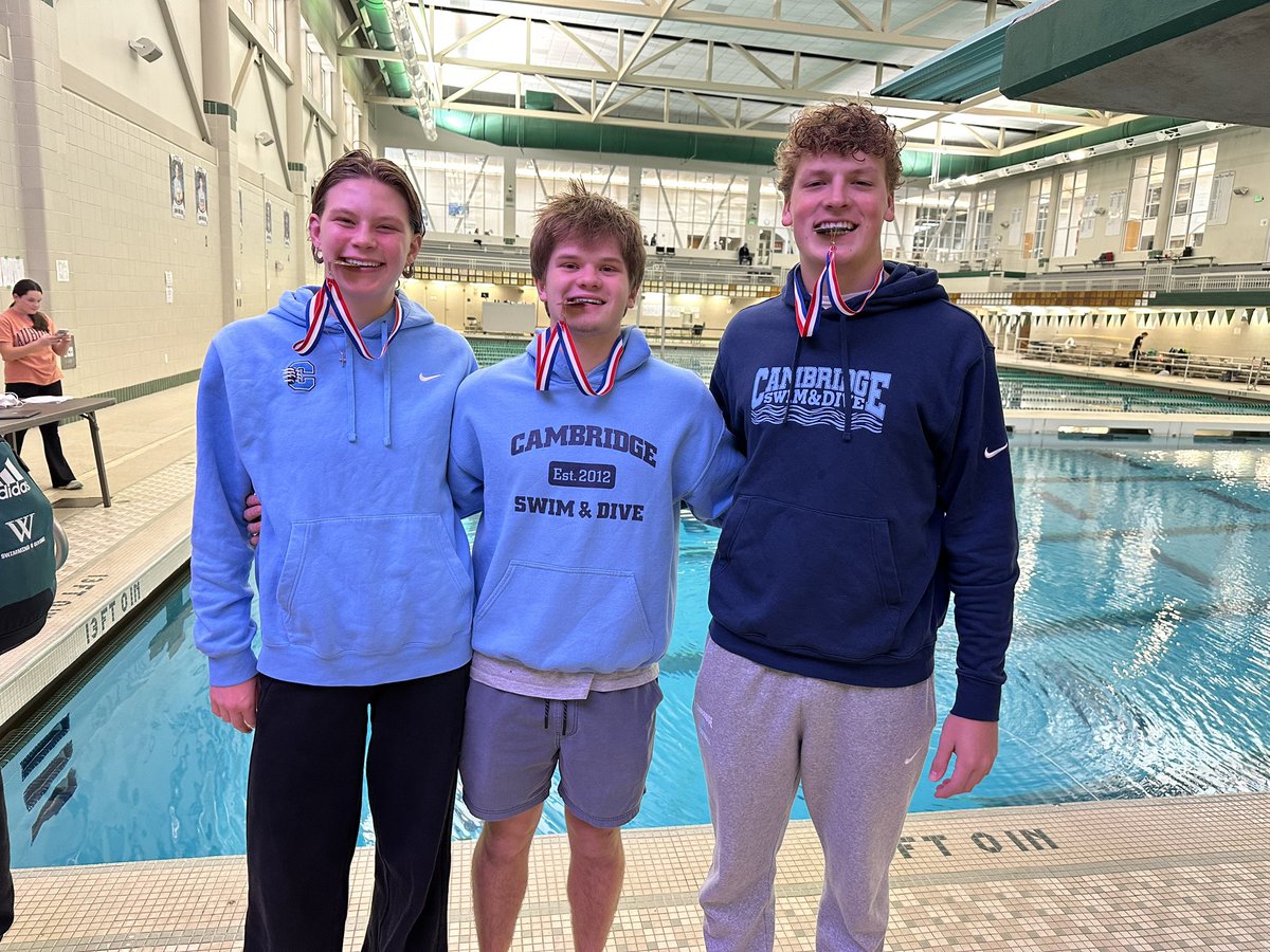 BearSwimming's tweet photo. Divers were amazing! Brooklyn Petit claims region championship title for the third year in a row! Josh Oblen medals in 2nd and Carter Solomon medals in 3rd @Cambridge_AD @CambridgeBears @CambridgeHS1 @AgansPrincipal https://t.co/6rGRScwMfg