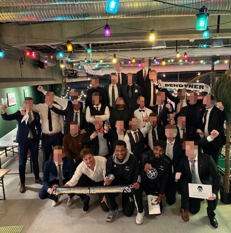 Luke 14: Vi hilser fra årets FN-bord! 🥳🎅🏻