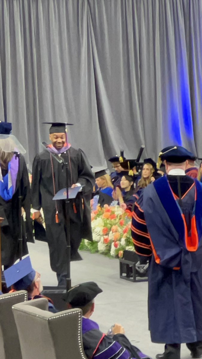 BobbiCool's tweet photo. WAR DAMN EAGLE! Congrats to all 2024 Graduates! #AUGrad https://t.co/RPA6Y1rkTj