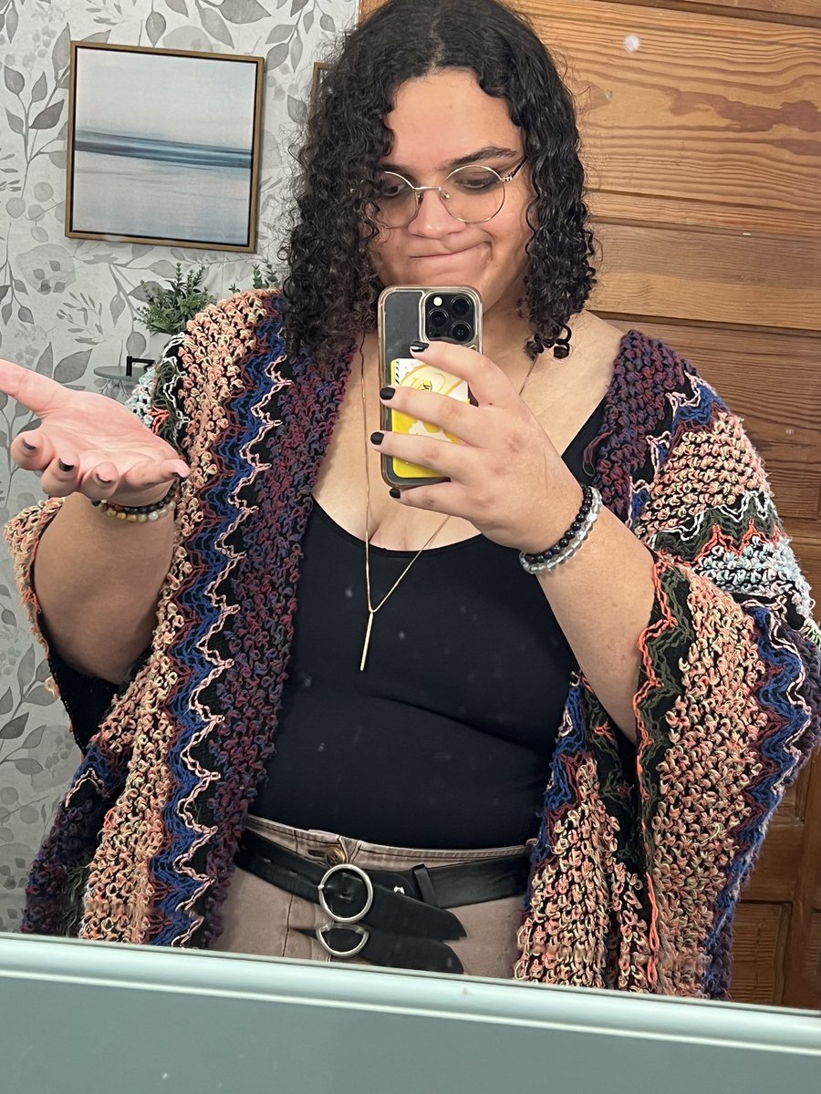 FOLLOW MY NEW ACC PLEASE @wuffghost tweet media