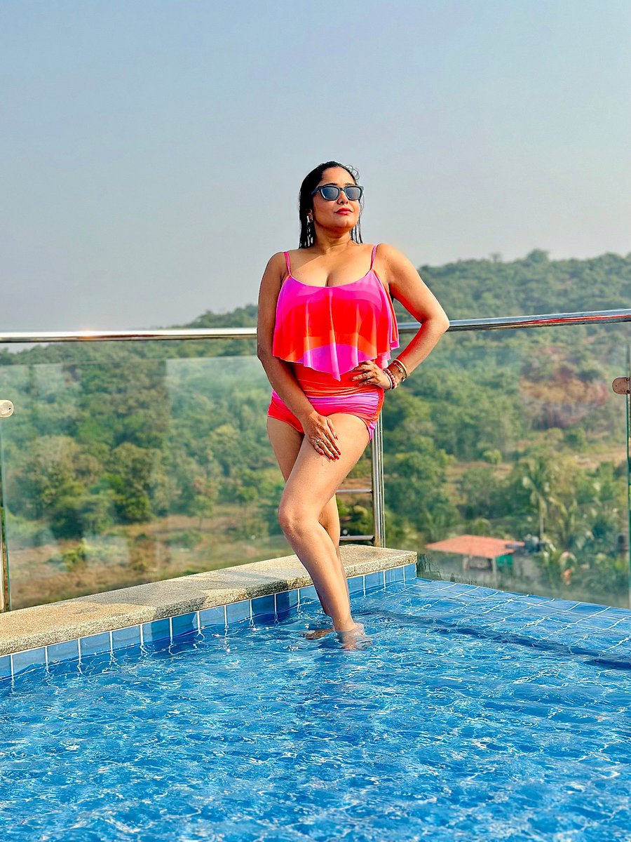 sayantani8's tweet photo. Where the pool meets paradise
#thefernhabitatcandolim
@cleartrip
Swimsuit - @LaLingerie
#RecentThrowback
#goa #travelphotography #ferncandolim #poolstory #infinitypool #topview #morningvibes #goodambiance #vibing #holidays #travelgram #november #travelstory #traveladdict https://t.co/o13W4Qjn58