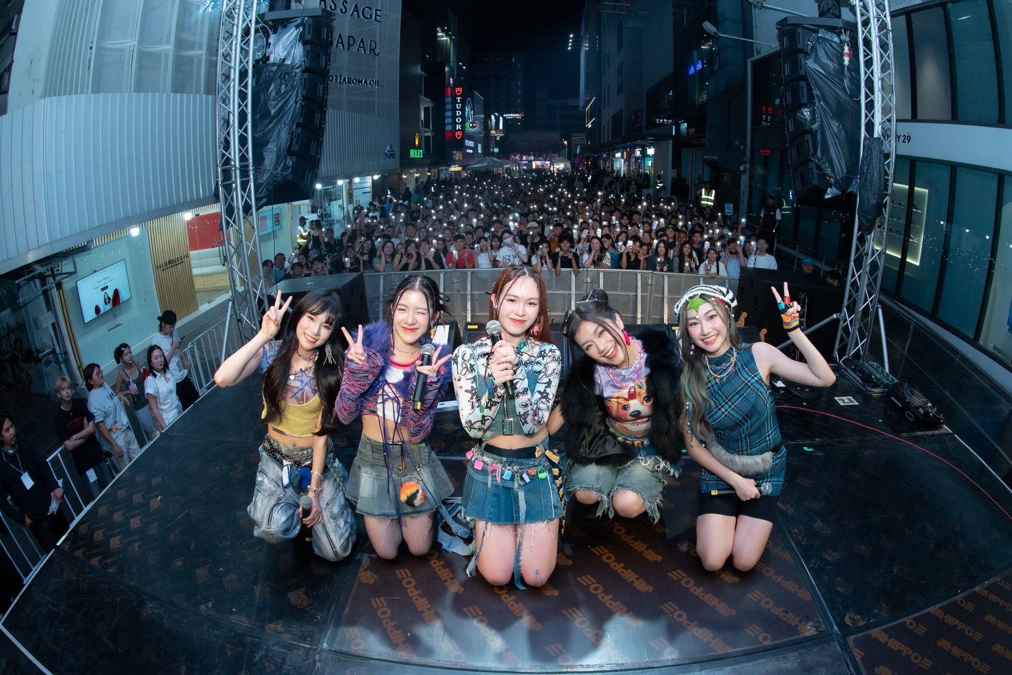 GexcksqbYAAKgNF?format=jpg&name=large