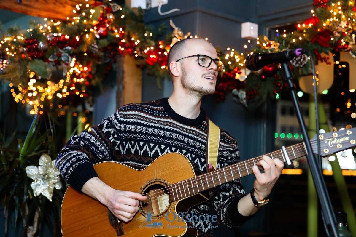 Live music in <a href="/OffshoreTorquay/">OffshoreTorquay</a> last night. 📸