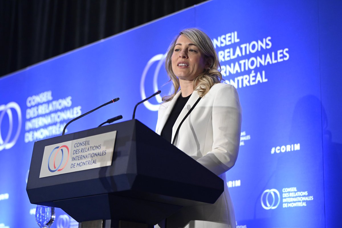 1/2 Minister Joly had the honour to speak at @corim_mcfrabout Canada’s Arctic foreign policy.