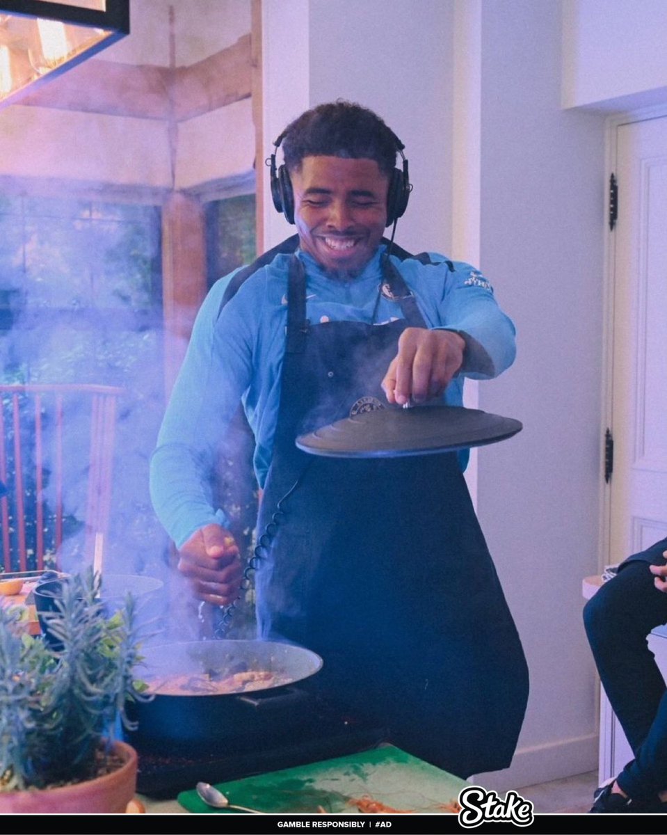 UTDTrey's tweet photo. Liverpool &amp; Arsenal tears cooking https://t.co/nL2SvXhOQl