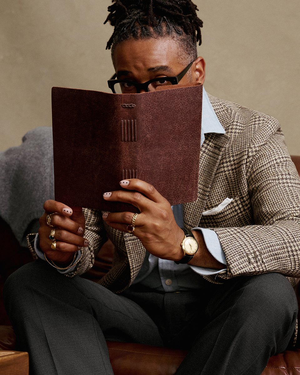 Introducing our New Ivy Lookbook: The Iconic Vintage Appeal in a Modern Context.

Layers of texture, pattern, shape, and color weave the past into the present, creating a collection that turns the page on timeless style.

Shop the lookbook: propercloth.com/lookbooks/new-…