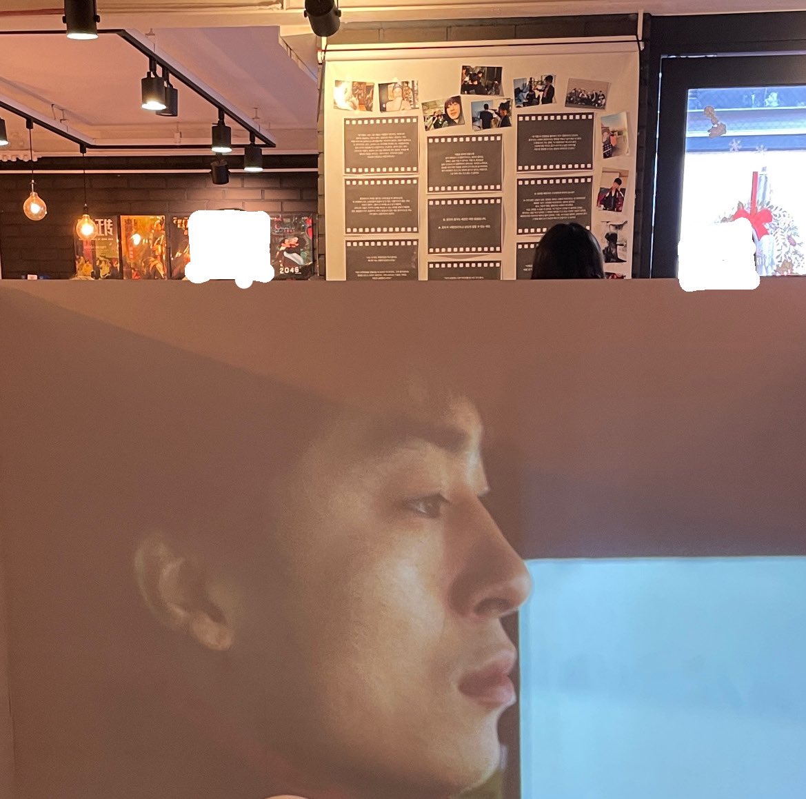 럭드랑 특전 너무 예뻤던 곳🥰 생카에서 영화를 볼 수 있어서 너무 기뻤어요! 못 봤던 오명을 봤습니다〰️ 집에서 보는 것과는 다른 느낌이 나서...