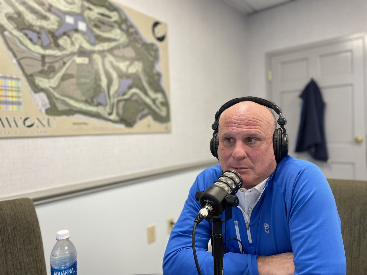Special Holiday Edition of Pullin’ Weeds featuring Scott Ferrell from Kawonu Golf Club is out now! 🎄 

Listen wherever you get your podcasts or listen here - podcasts.apple.com/us/podcast/pul…