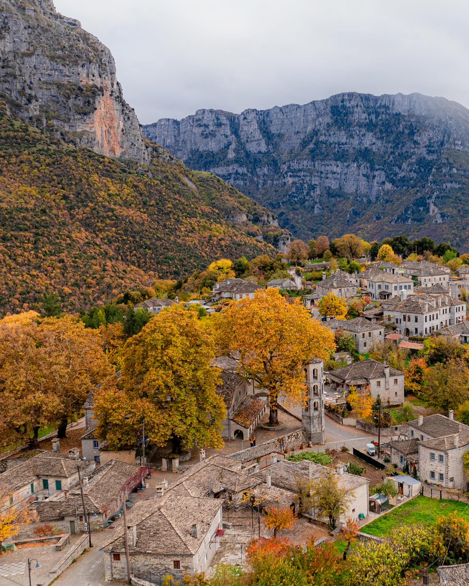 GreekPictures's tweet photo. Explore Megalo #Papingo, a picturesque village in Greece's #Zagori region, surrounded by breathtaking landscapes and rich cultural heritage. 🇬🇷
📷 michaelev23 https://t.co/ByJIpuf3J3