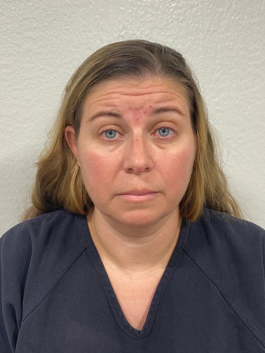 I just wanna say: I took calls for a health insurance company and this was the tamest call I've ever heard. Everyone goes off like this, all day, everyday. This was absolutely a panic arrest to make an example of someone.