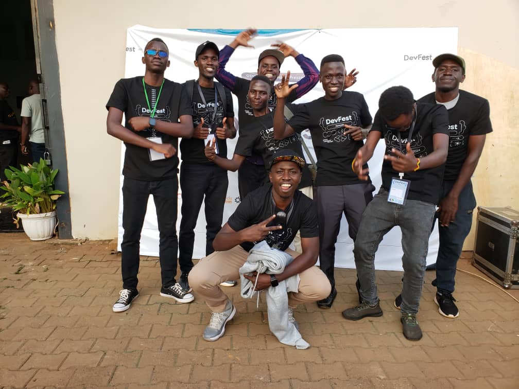 JudeOtine's tweet photo. Really enjoyed #DevFestKampala2024 at Motiv Bugolobi. The sessions on Web3 and AI were super insightful, and I'm feeling inspired to build some cool new things. ๐ก Great event, amazing energy! Thanks to everyone who made it happen. ๐
#DevFestKampala #DevFest #Web3 #AI #Tech https://t.co/SaDoNlX3Vm