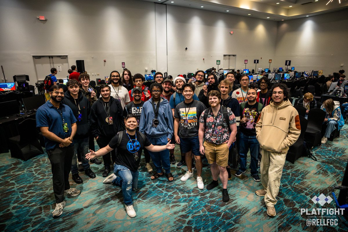 This is what it's all about right here. 
The fun continues today with the #MultiVersus community

 Top 32 for 2v2s will be starting shortly on the Polaritygg stream, and Top 8 will finish on GalintGaming 

Make sure you tune in for more incredible sets to come