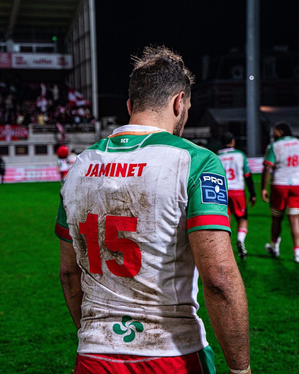 BOPBweb's tweet photo. Le @rctofficiel, @bathrugby, l'Inthalatz Larressore et tant d'autres clubs présents sur les maillots de nos BOys hier soir 😍
📲 Enchérissez sur ces pièces uniques sur https://t.co/NDJc0moBwK 👕
#BOSN | #BOPB | #AupaBO https://t.co/48fHmP9LWZ