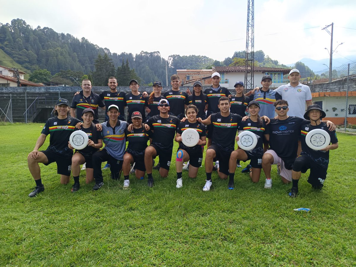 lapatarisca's tweet photo. El Municipio de la Ceja se consagra como Campeón de juegos departamentales de Ultimates 2024, subcampeón Santa rosa y tercer lugar para frontino. Y nosotros acompañando desde la @Ligaladv . https://t.co/yVDrgb0KDs