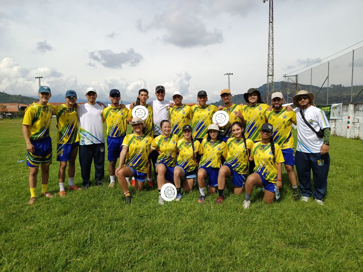 lapatarisca's tweet photo. El Municipio de la Ceja se consagra como Campeón de juegos departamentales de Ultimates 2024, subcampeón Santa rosa y tercer lugar para frontino. Y nosotros acompañando desde la @Ligaladv . https://t.co/yVDrgb0KDs