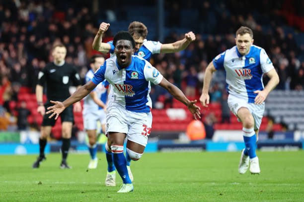IrelandRoversFC's tweet photo. 🔵⚪️ FULL-TIME ⚪️🔵

@Rovers 2-0 @LutonTown 

SIX WINS IN A ROW!!!

First half goals from Beck and Cozier-Duberry were enough for all three points at Ewood this afternoon. 

FIVE clean sheets in a row for Pears.

This team. 👏👏👏

🔵⚪️ 

@IrelandRoversFC | #Rovers https://t.co/LEs3Nl0Lge