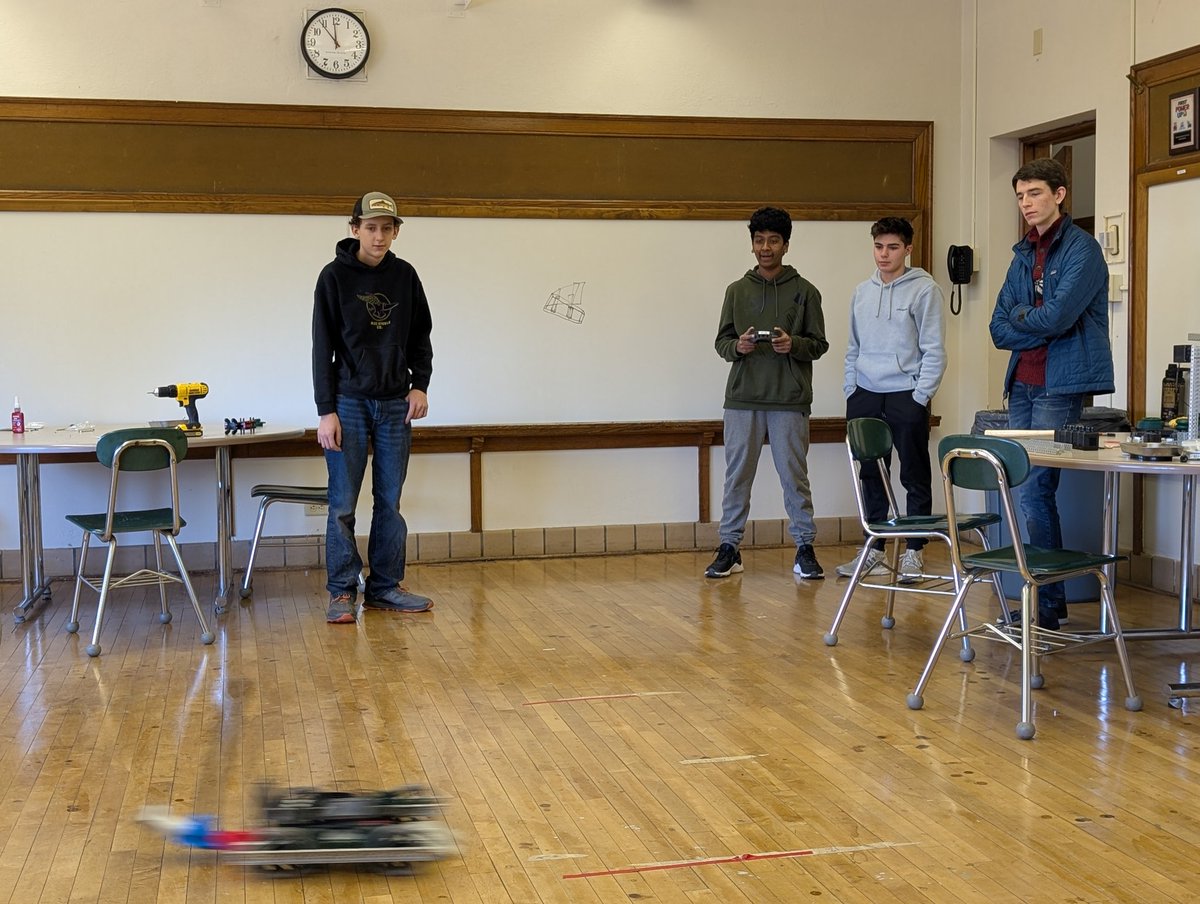 RRHS Robotics tweet media
