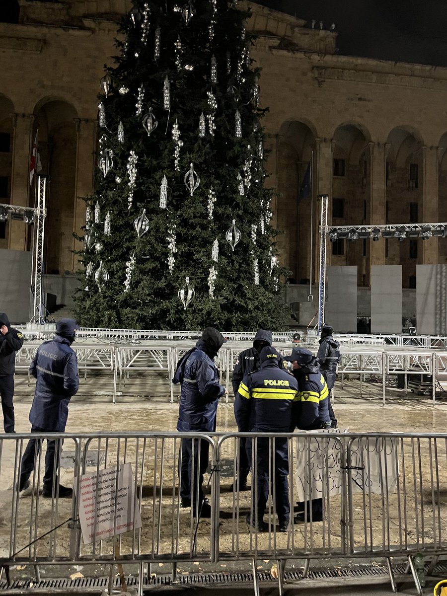 Alp Üçok tweet media